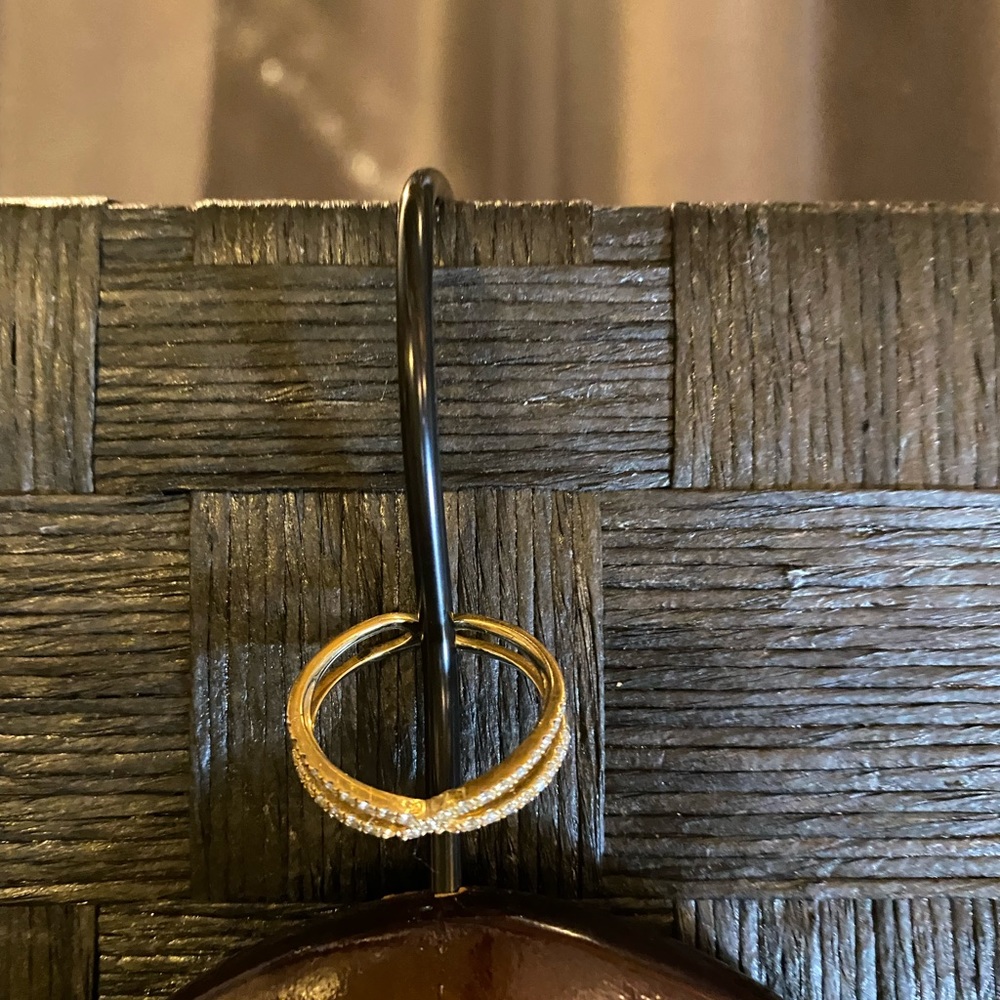 Woman’s used rain gold with diamonds.